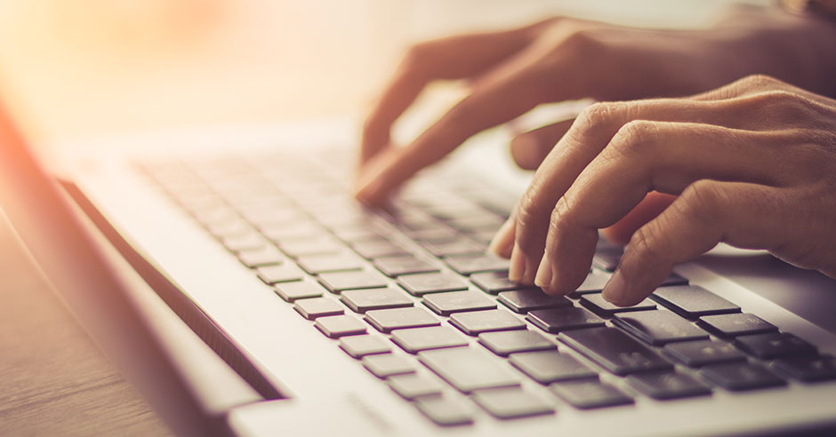 ISSA, International Sports Sciences Association, Certified Personal Trainer, ISSAonline, Email Marketing, Fitness Marketing, How to Measure the Success of an Email Campaign, Laptop