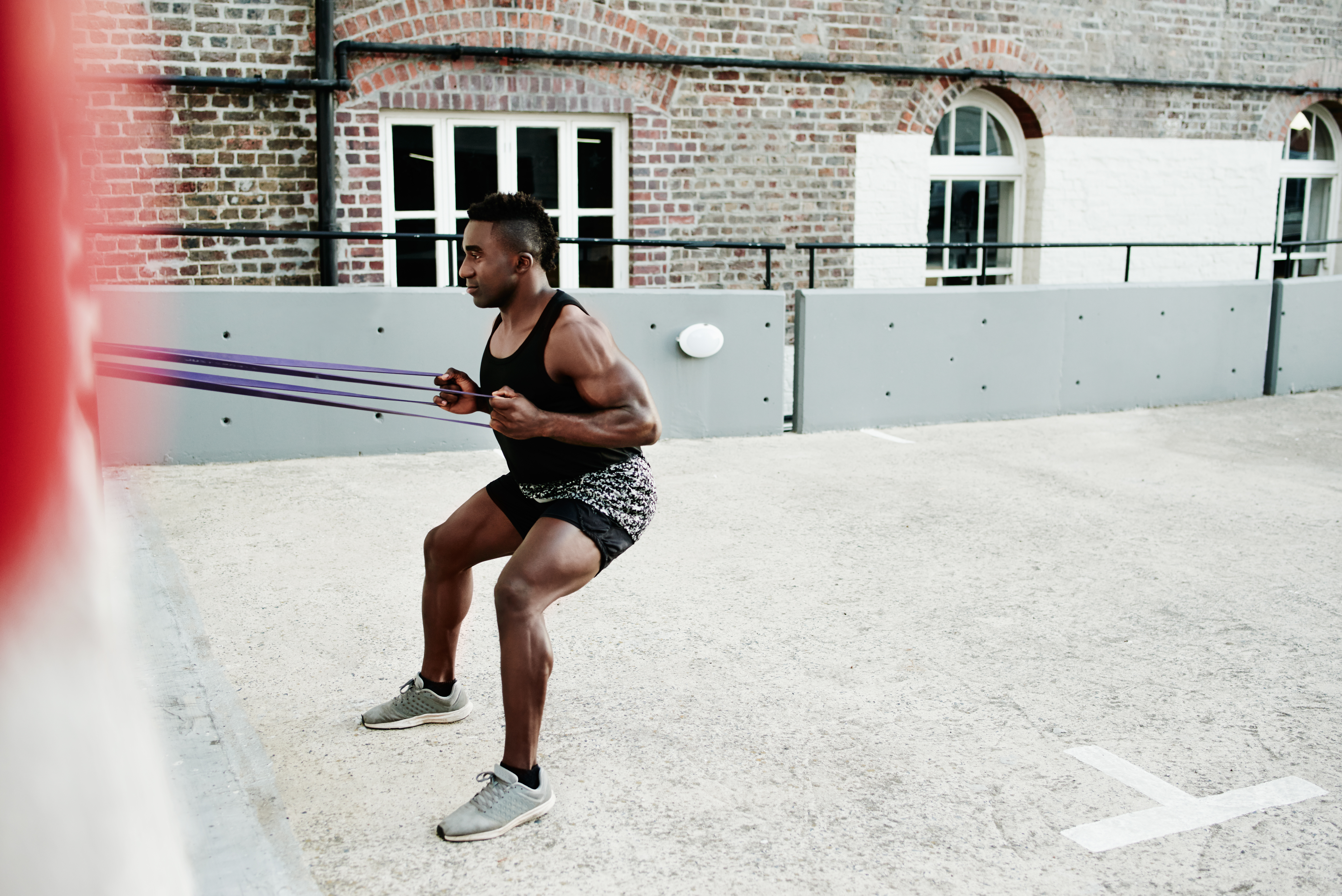 ISSA, International Sports Sciences Association, Certified Personal Trainer, ISSAonline, Best Exercises to Strengthen and Stretch Your Lats at Home, Bands