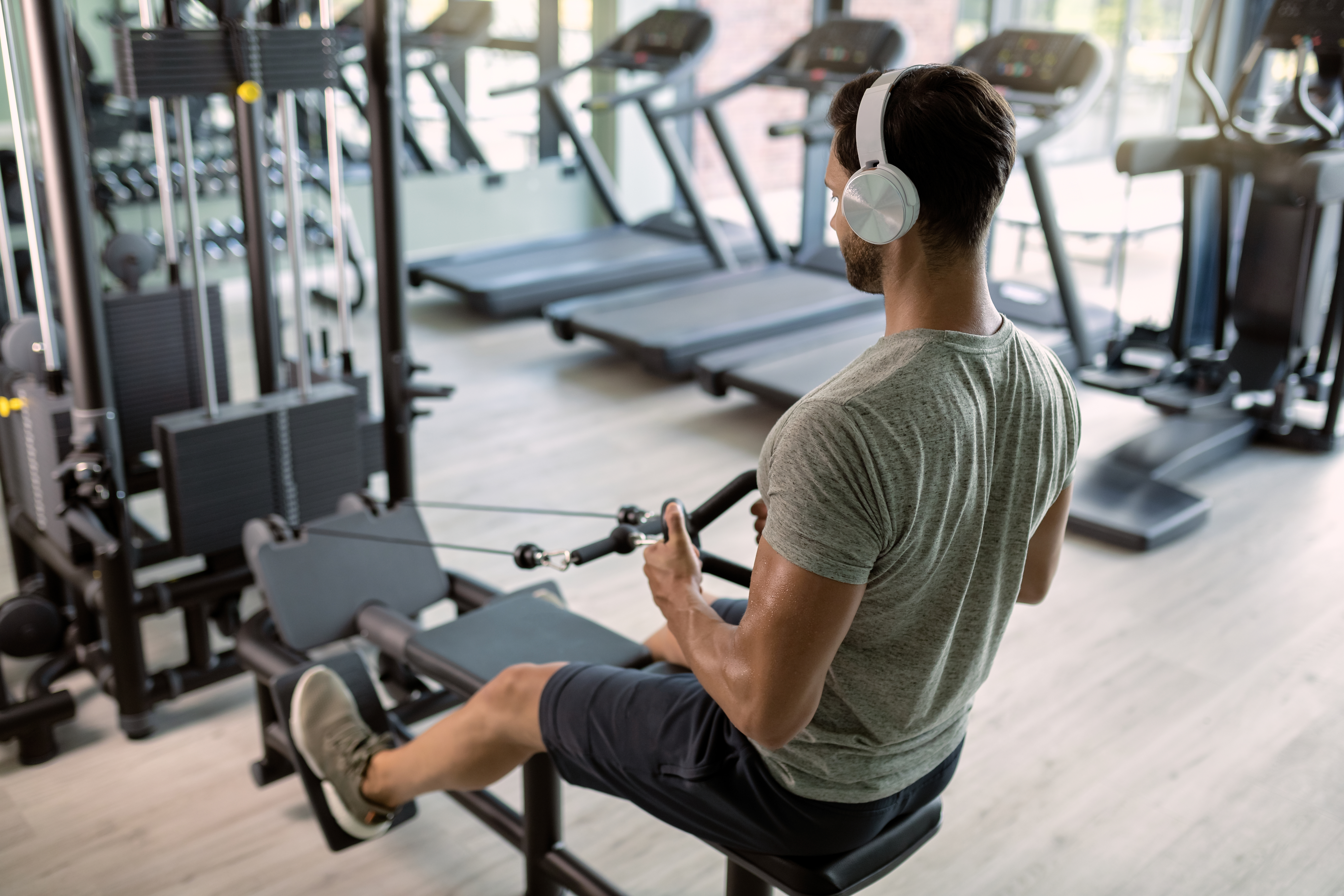 blog-issa-seated-row